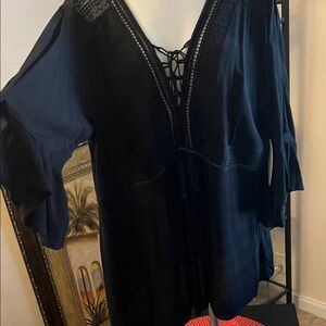 Boutique brand plus sized black blouse